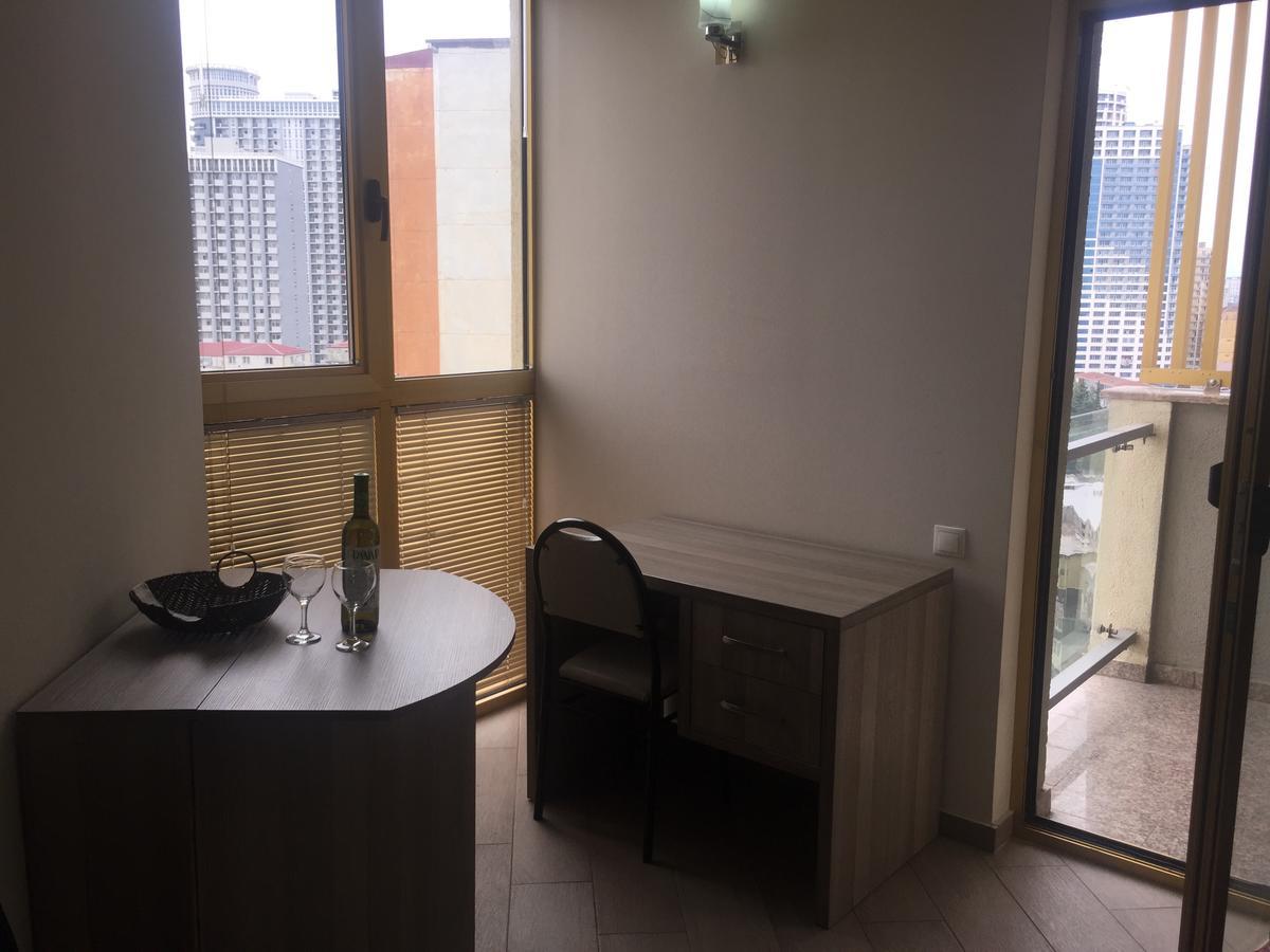 Appartement Orbi Plaza David Apt. à Batoumi Extérieur photo